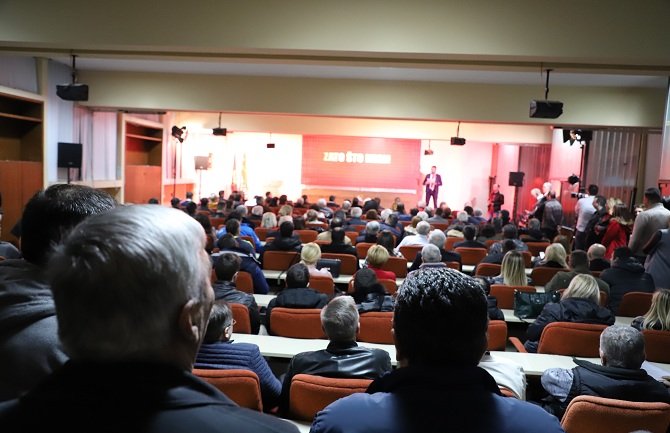 Bečić: Nakon 4. februra cijela Demokratska partija socijalista da se zatrese zbog Demokrata