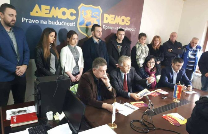 Lekić: Đukanović neumorno i tragikomično brani u Beranama već četvrtu državu 