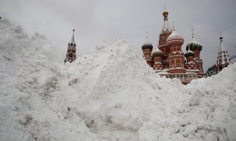 Moskvu pogodila najjača sniježna mećava u posljednjih 100 godina