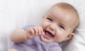 Herceg Novi uvodi novčanu naknadu za svako novorođenče