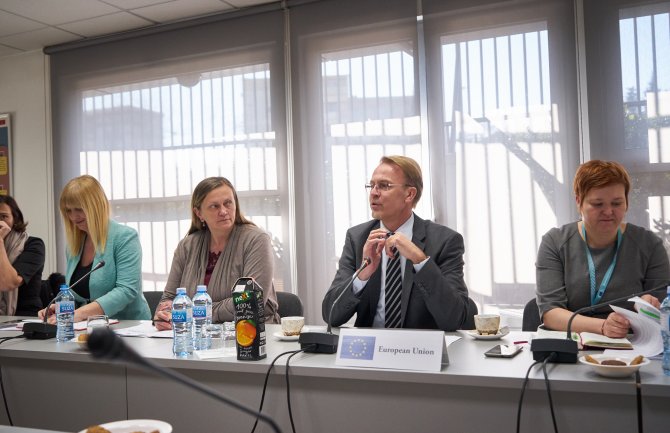 Posvetiti se temi rodne ravnopravnosti u svim sferama života