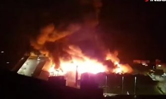 Požar u Rijeci, višemilionska šteta, čule se i eksplozije (VIDEO)