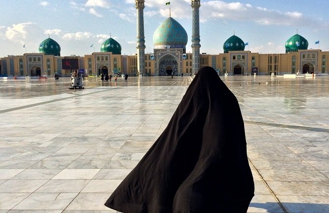 Mislila da umire pa prisilila muža da joj oženi prijateljicu