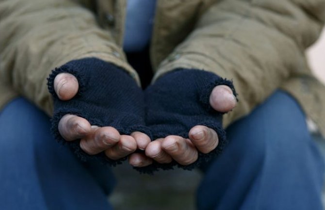 CG stremi humanom i ekonomski stabilnom društvu