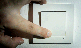 Tivat: Osnovci doveli u opasnost nastavnika, pripremili mu elektro šok