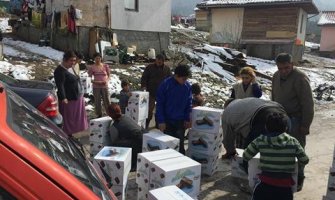 Pljevlja: Više od 100 korisnica usluga Skloništa za žrtve nasilja obradovalo svoju djecu poklonima