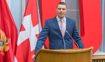 Adžić: SDP da povuče kandidaturu, kako bi opozicija pobijedila DPS