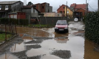 Kiša napravila probleme u Podgorici: Pod vodom Zlatica, Murtovina, Park šuma Zagorič