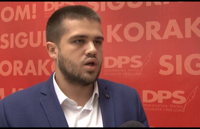  Nikolić: Bečić i Abazović konačno pokazali pravo lice