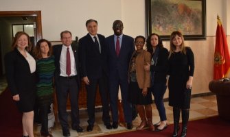 Polaznici iz SAD upoznati sa situacijom u CG