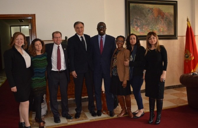 Polaznici iz SAD upoznati sa situacijom u CG