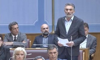 Knežević će dobrovoljno u zatvor, poslanici DFa van parlamenta