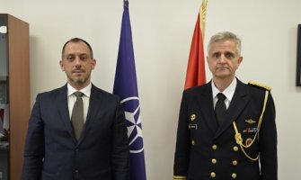 Posvećeni ulaganjima u procese modernizacije opreme i edukacije zaposlenih u Ministarstvu i Vojsci