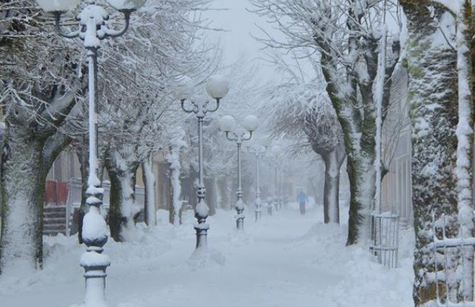 Hladno, na jugu suvo, na sjeveru snijeg 