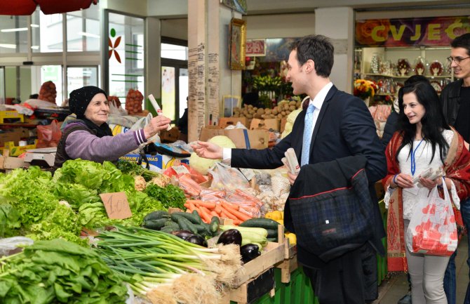 Milačić na terenu: Ne želim da vodim politiku 