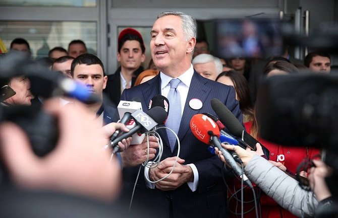 Dragišić: Đukanović faktor stabilnosti, opozicija nema šanse