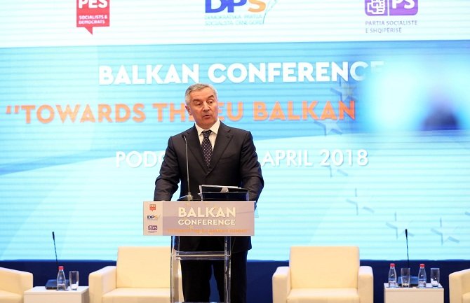 Đukanović: Uvjeren sam u pobjedu proevropskog kursa naše politike