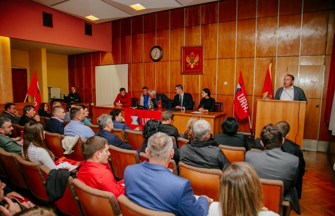 URA: DPS u Nikšiću mobiliše “pripejd glasače”