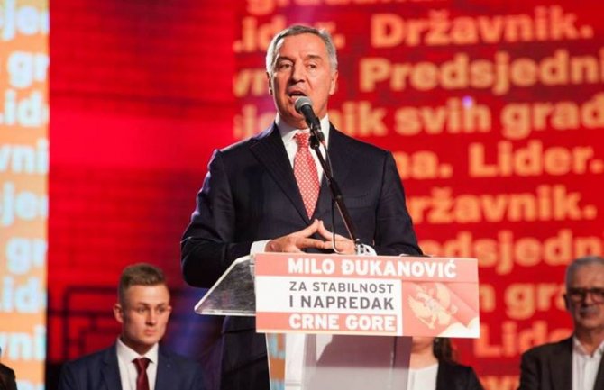 Đukanović: Blagi dani nas podstiču da se uzdignemo iznad svih podjela 