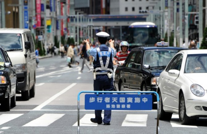 Uhapšen Japanac, sina držao u drvenom kavezu više od 20 godina