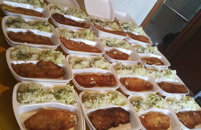 Banka hrane i kuvar Žarko spremili besplatan ručak za ugrožene