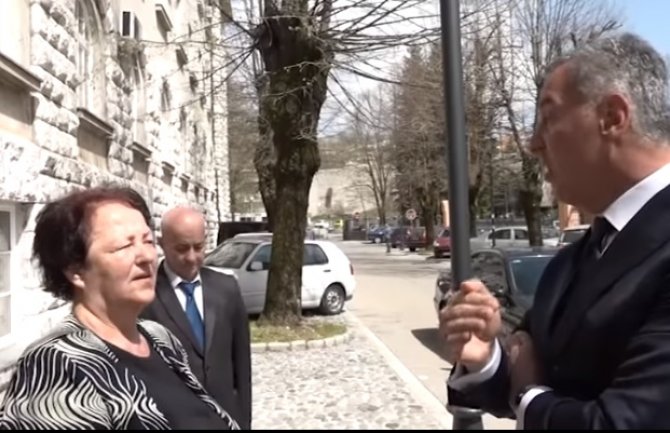 Dobar dan druže predsjedniče, kad će povećanje penzija? (VIDEO)