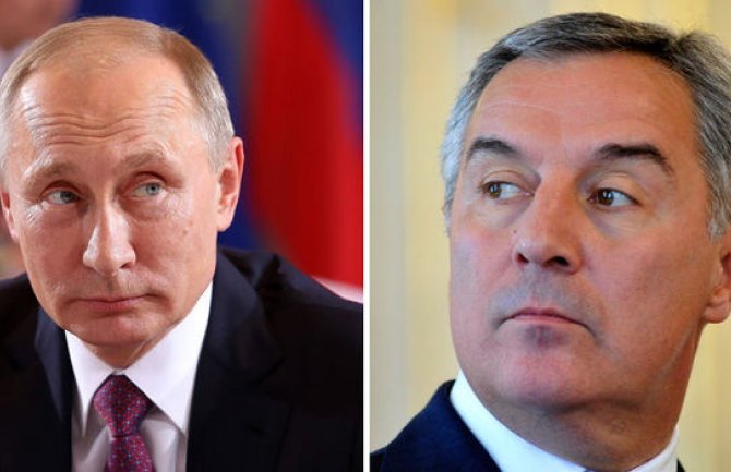 Putin čestitao Đukanoviću Dan državnosti