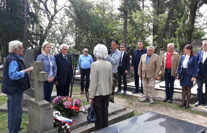 Na Savini odata počast narodnim herojima Spasiću i Mašeri