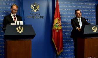 Političke debate vratiti u parlament, korupcija i sloboda izražavanja zabrinjavajući problem