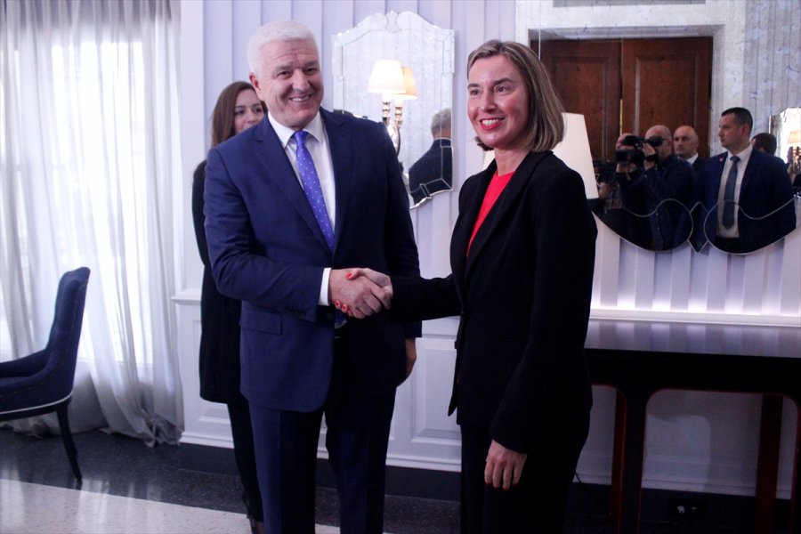 2018041922990905632856578Web