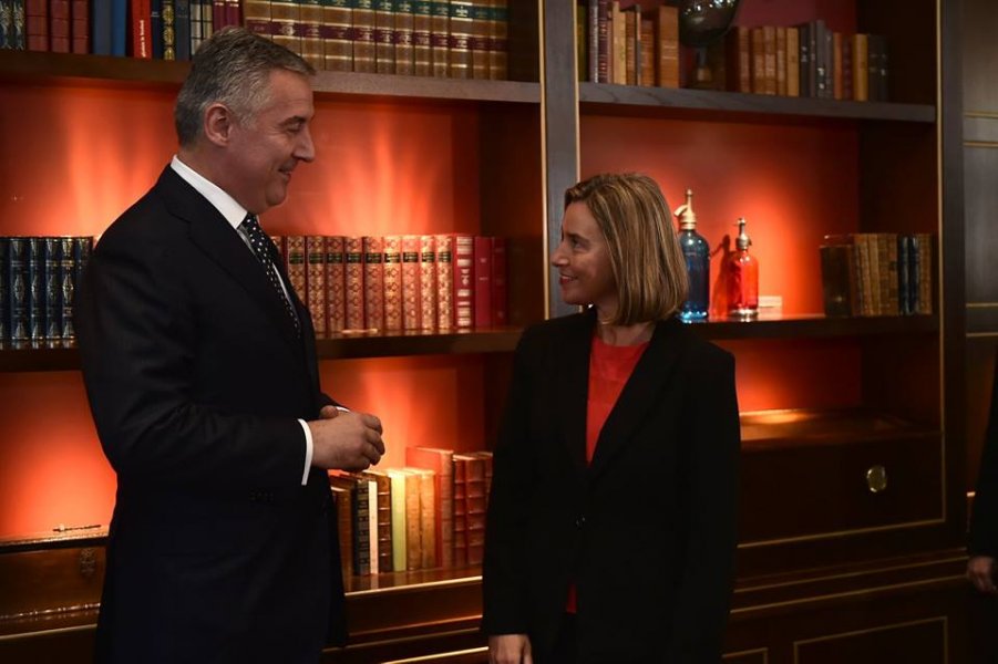 3070649319281451805371044946371555421585408n