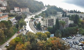 Saobraćajna nezgoda u Herceg Novom, povrijeđen pješak