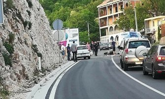 Udes na putu Cetinje-Budva: Povrijeđen motociklista