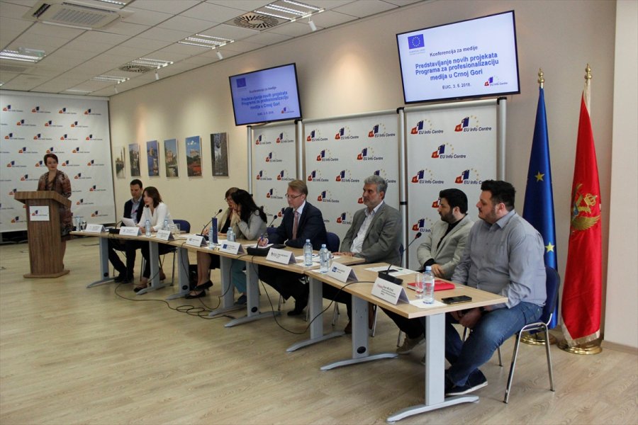 2018050323015054033318418Web