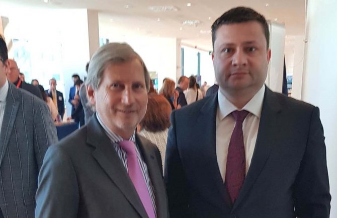 Smolović u Briselu: Lokalne zajednice daju veliki doprinos procesu pridruženja EU