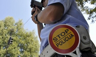 Pokušao da pobjegne policiji: Novljanin uhapšen zbog droge