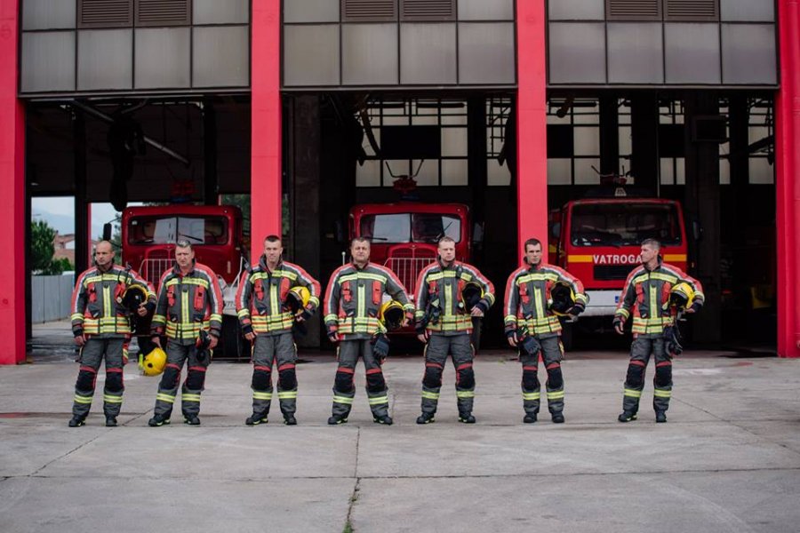 3211653618119460288518975372145931355422720n