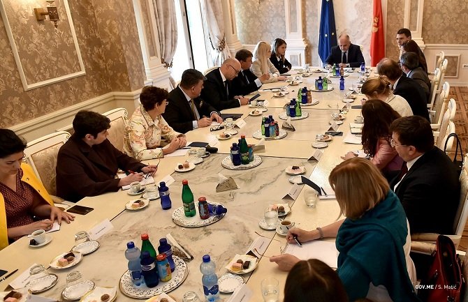 Darmanović: Sloboda medija i neometan rad novinara su temeljna opredjeljenja Vlade Crne Gore