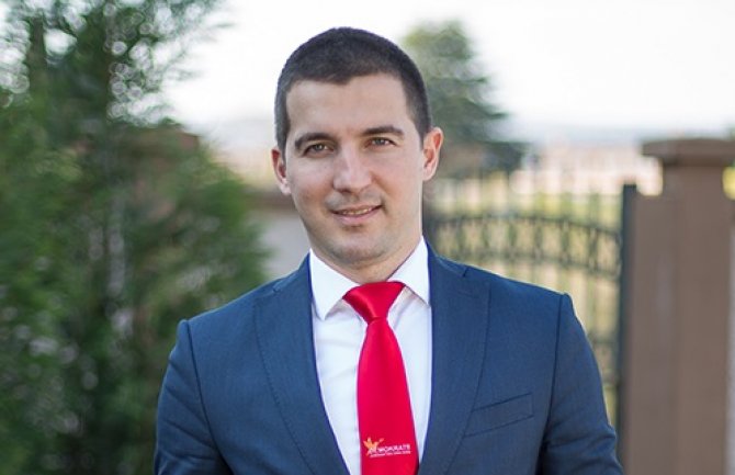 Bečić: Svjetlost mjeseca Ramazana da pruži utjehu, spokoj i svako dobro