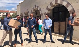 DPS Bar porodicama u stanju socijalne potrebe uručio 140 paketa namirnica 