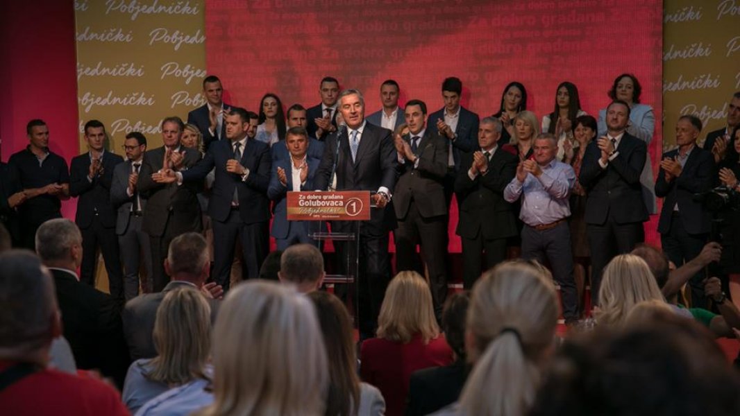 3297704618218323711965966638937374145380352n