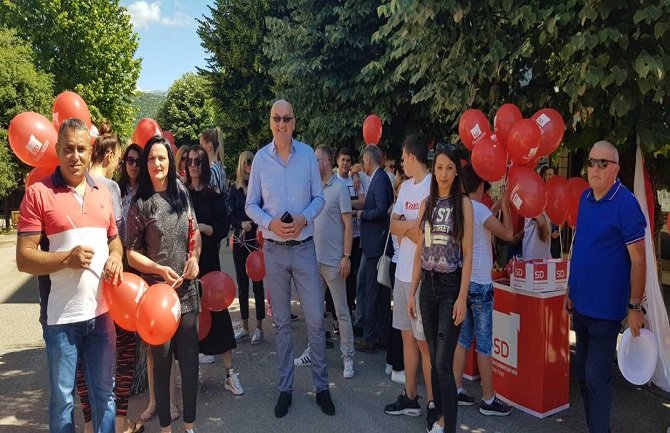 Radulović: Talas socijaldemokratije preplavio Danilovgrad