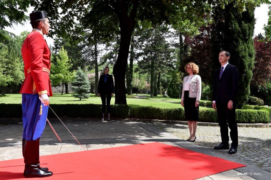 3322283121647960970878474937220745345368064n