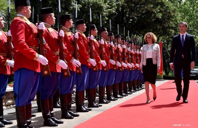 Bošković: Makedonija zaslužuje da bude 30. članica NATO-a