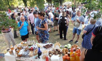 Treći Sajam domaće trpeze i tradicionalnih jela 3. juna na Kamenom