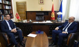 Pružaće ekspertsku pomoć nadležnom radnom tijelu Skupštine Crne Gore