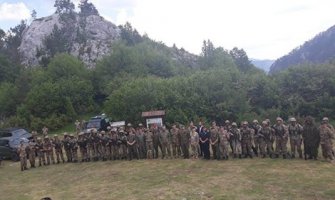 Organizovan prikaz vježbe i rafting Tarom za vojne atašee