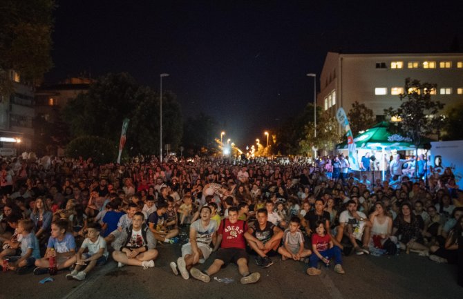 Otvoren četvrti Džada film fest u Podgorici: Za Kengura se tražilo mjesto više (FOTO)