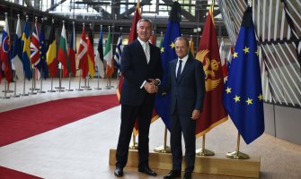 Đukanović: Crnogorci će se osjećati kao građani Evrope; Tusk: Glavni ste trkač u pregovorima