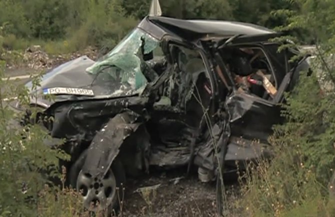 Saobraćajna nesreća na putu PG-CT, stradala jedna osoba